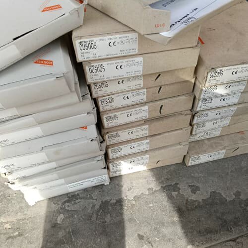 议价IFM易福门光电传感器OU5007 17个全新样子如图