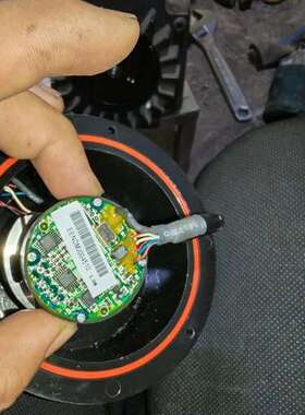 议价台达编码器NH4-20LS65C7T，电机上拆的，带后壳。成