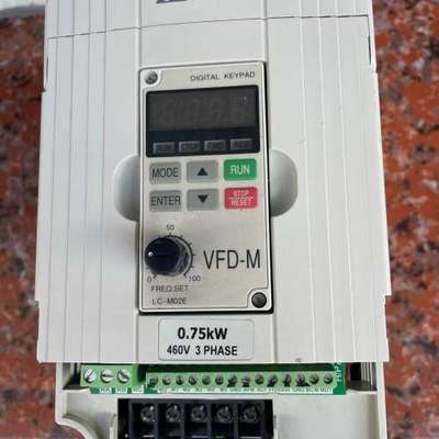 议价变频器台达变频器型号VFD007M43B，功率0.75kw，