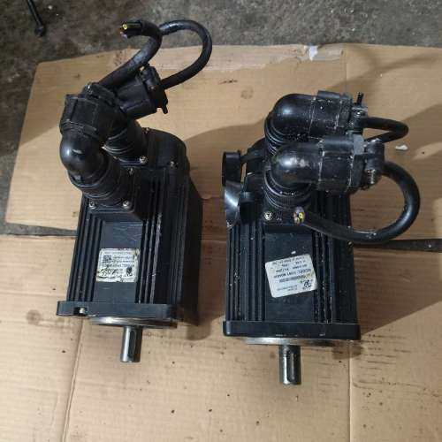 议价宇海伺服电机110SY-M04030，功能正常使用，二手物品