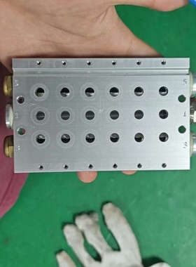 议价FESTO费斯托气路板VTUG 572230 P402实物照