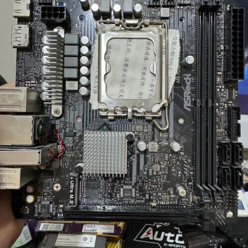 议价华擎h610m-itx主板，功能完好，带挡板，支持wifi功