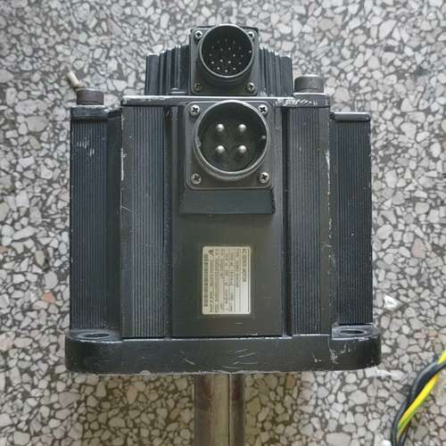 议价安川伺服电机  SGMG-30A2AB   220V   2