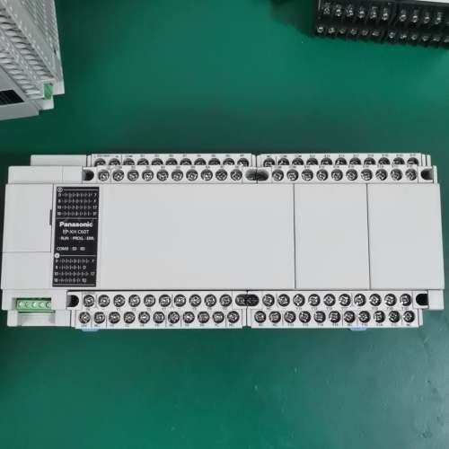 议价PLC，型号FP-XH C60T，AFPXHC60T-F