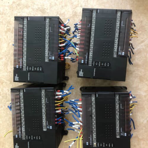 议价CP1E-E30DR-A，PLC片，二手拆机，功