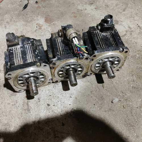 议价三菱伺服电机3台，片，出售。为,3C数码配件,其它配件,淘宝优惠券,粉丝福利购,淘宝优惠卷