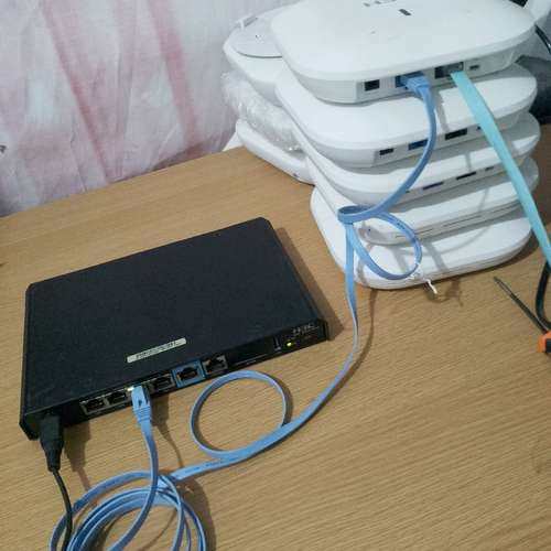 议价购AC控制器送8个AP千兆WX2510H-F-PWR二手 华