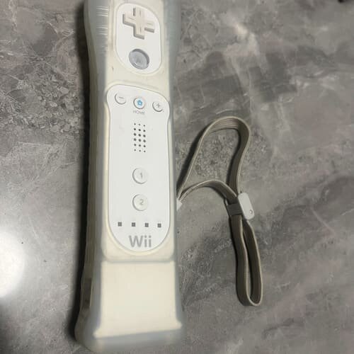 议价Wiiu/wii用直柄带加速剂器，带手绳硅胶套，