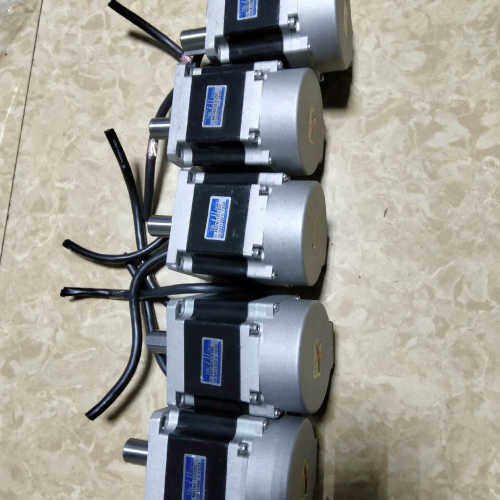 议价多摩川电机TS4607N2121E200二手拆机功能正常实物