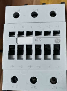 议价GE cl09A300M接触器 有点灰触头未使用 可以充新