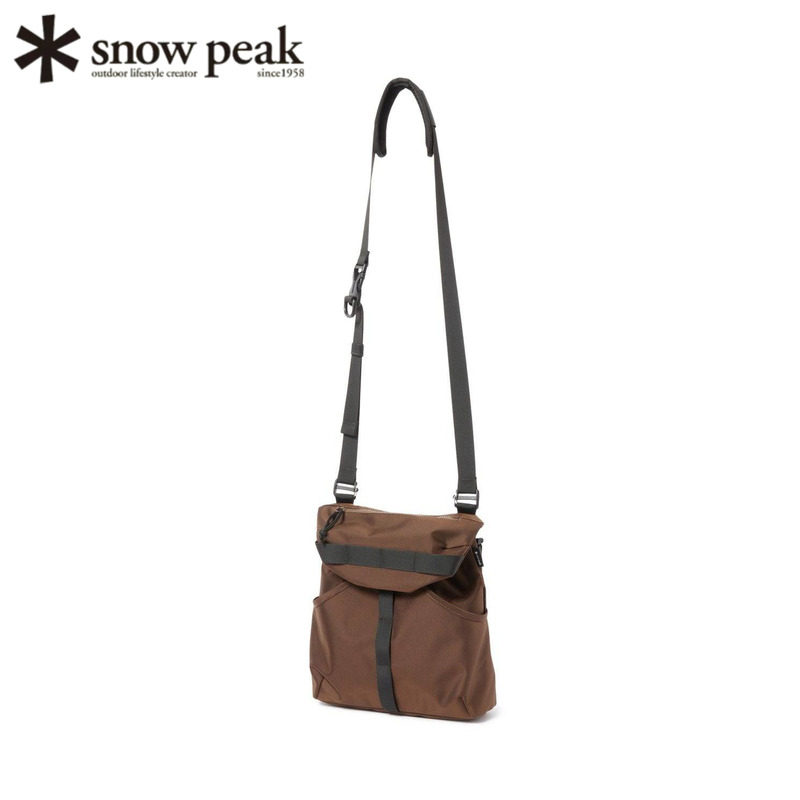 日本snowpeak雪峰单肩包斜挎包图片
