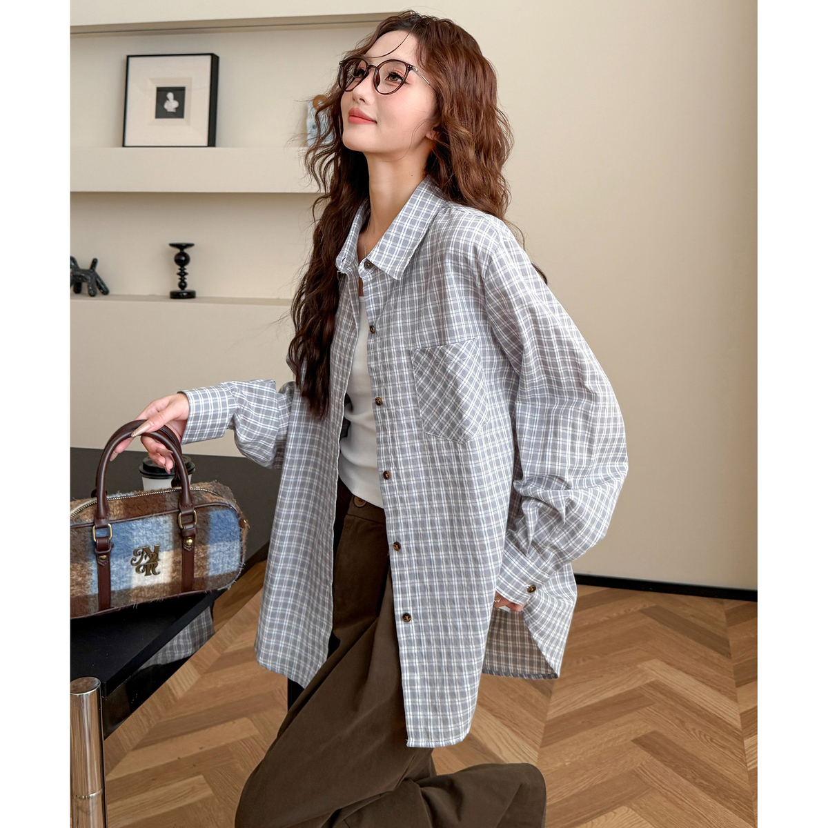 唐狮2025秋季衬衫女长袖蓝灰格子日常百搭开衫绝美巨好看早秋上衣