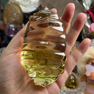 纯天然全净体巴西黄水晶手握