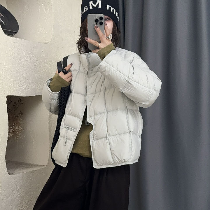 聚酯纤维短款立领时尚羽绒服百搭