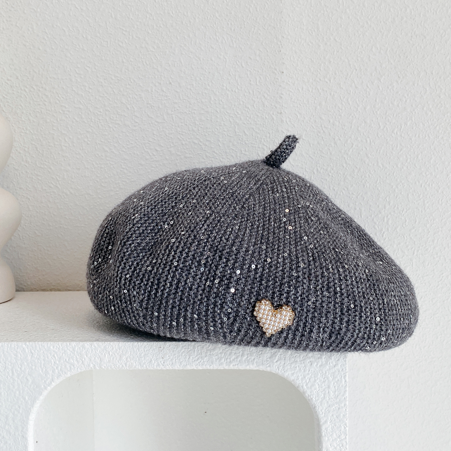 日系复古珍珠水钻爱心扣贝雷帽子