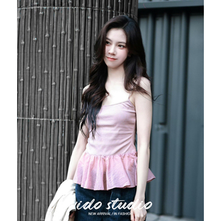 宋妍霏同款粉色吊带背心拼接花苞裙摆女夏设计感修身显瘦气质上衣