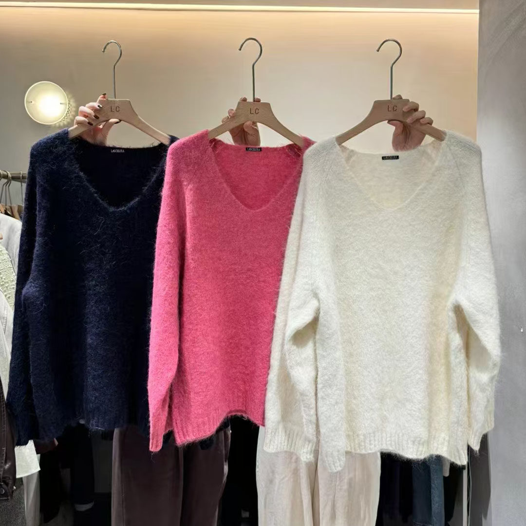 毛衣女V领毛衣宽松软糯慵懒风