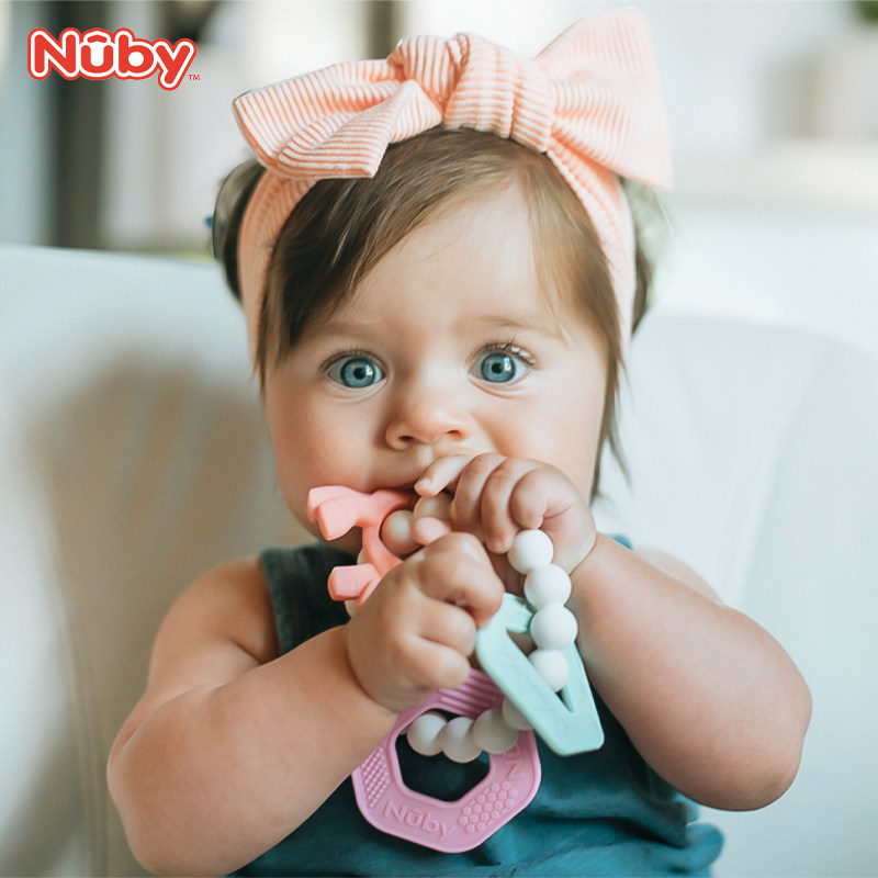 Nuby努比婴儿钥匙圈造型牙胶全硅胶防吃手可煮咬咬胶磨牙固齿