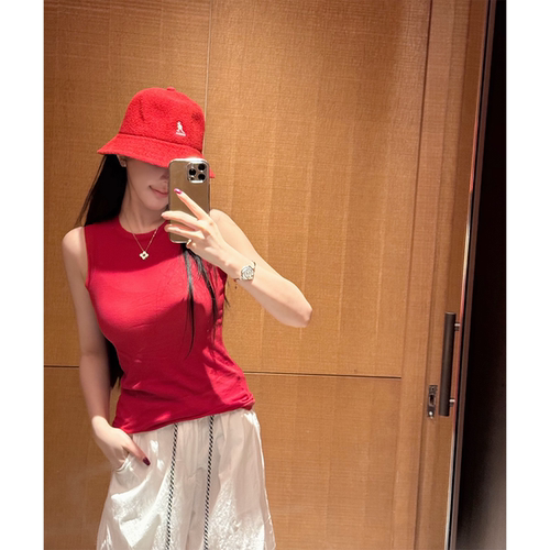 GABBY 超薄微透修身打底背心L1582