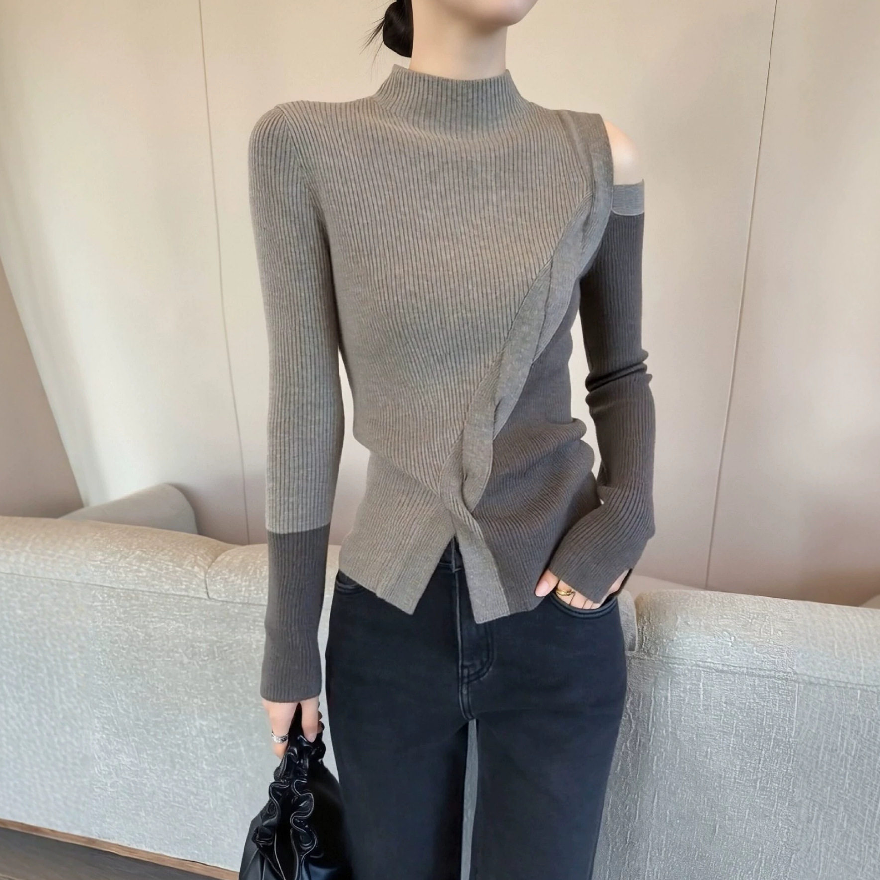 卡其色不规则设计感内搭打底针织衫女2026早春季氛围感巨好看上衣