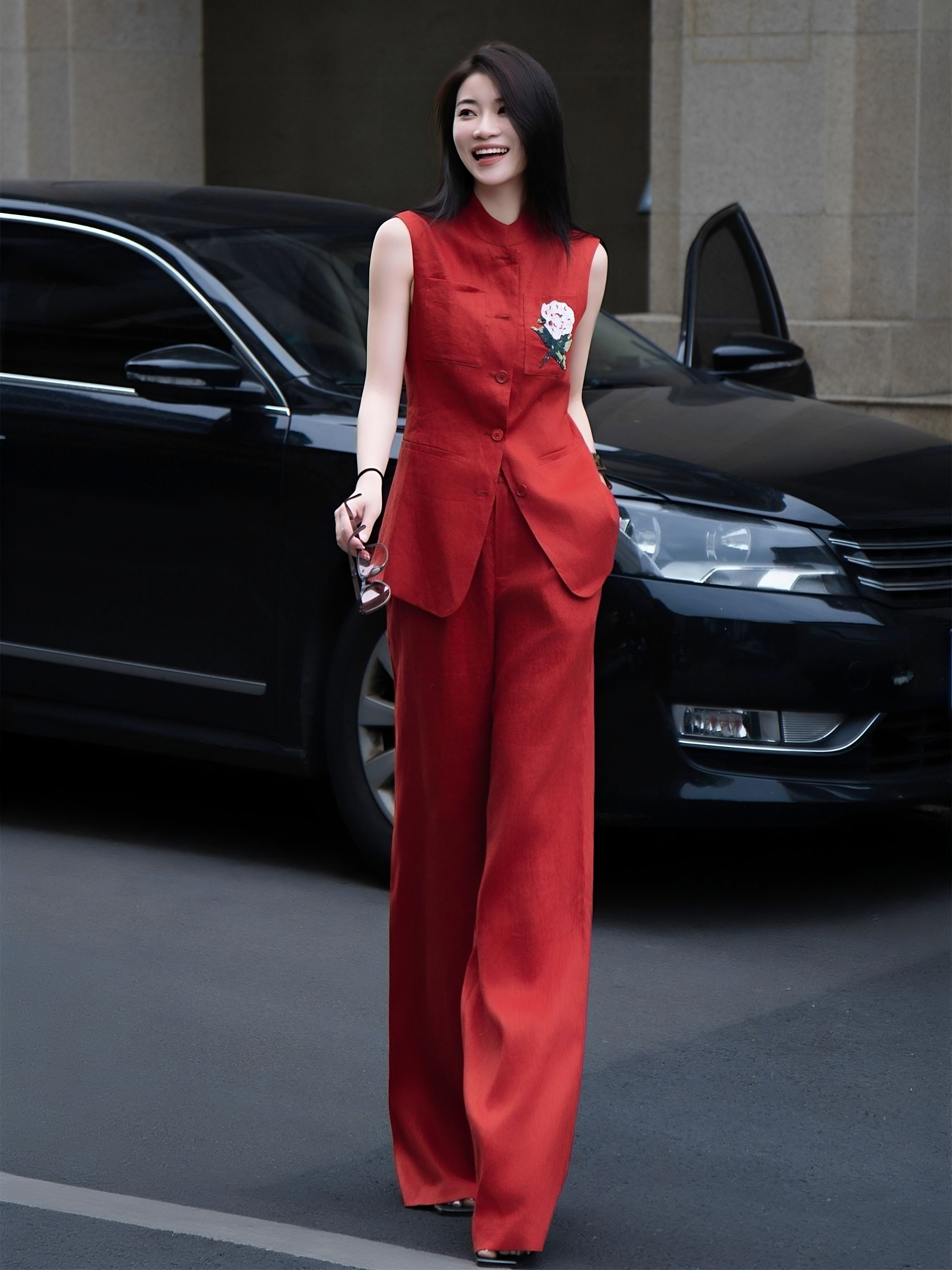 新中式国风装女设计感纯色重工订花马甲阔腿裤休闲两件套时尚洋气