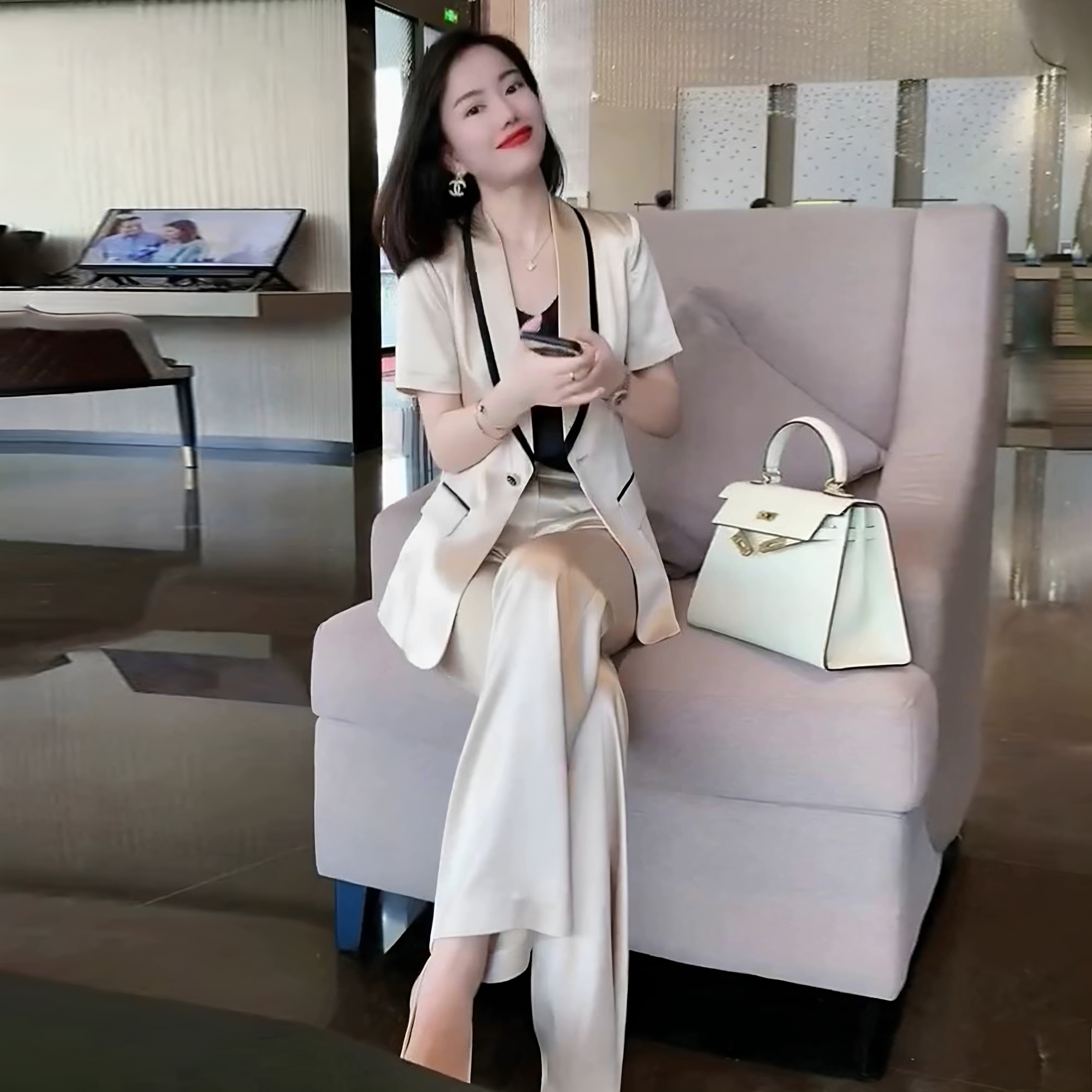 [特惠版]2026夏季新款西装外套女短袖薄款西服套装通勤高级感工装