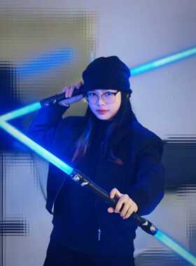 星球大战激光剑夜光闪光荧光棒男孩宝剑儿童塑料刀剑玩具生日礼物