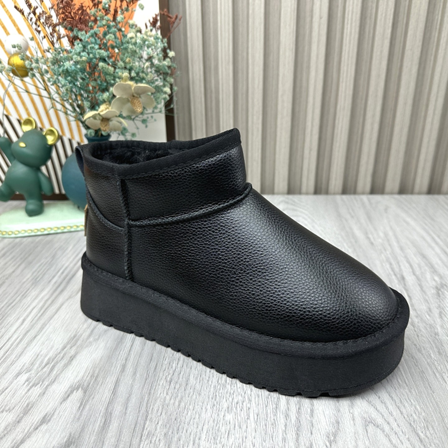 东北羊毛保暖防寒雪地靴2025新款撤柜断码处理冬季真皮厚底棉短靴,女鞋,时尚雪地靴,淘宝优惠券,粉丝福利购,淘宝优惠卷