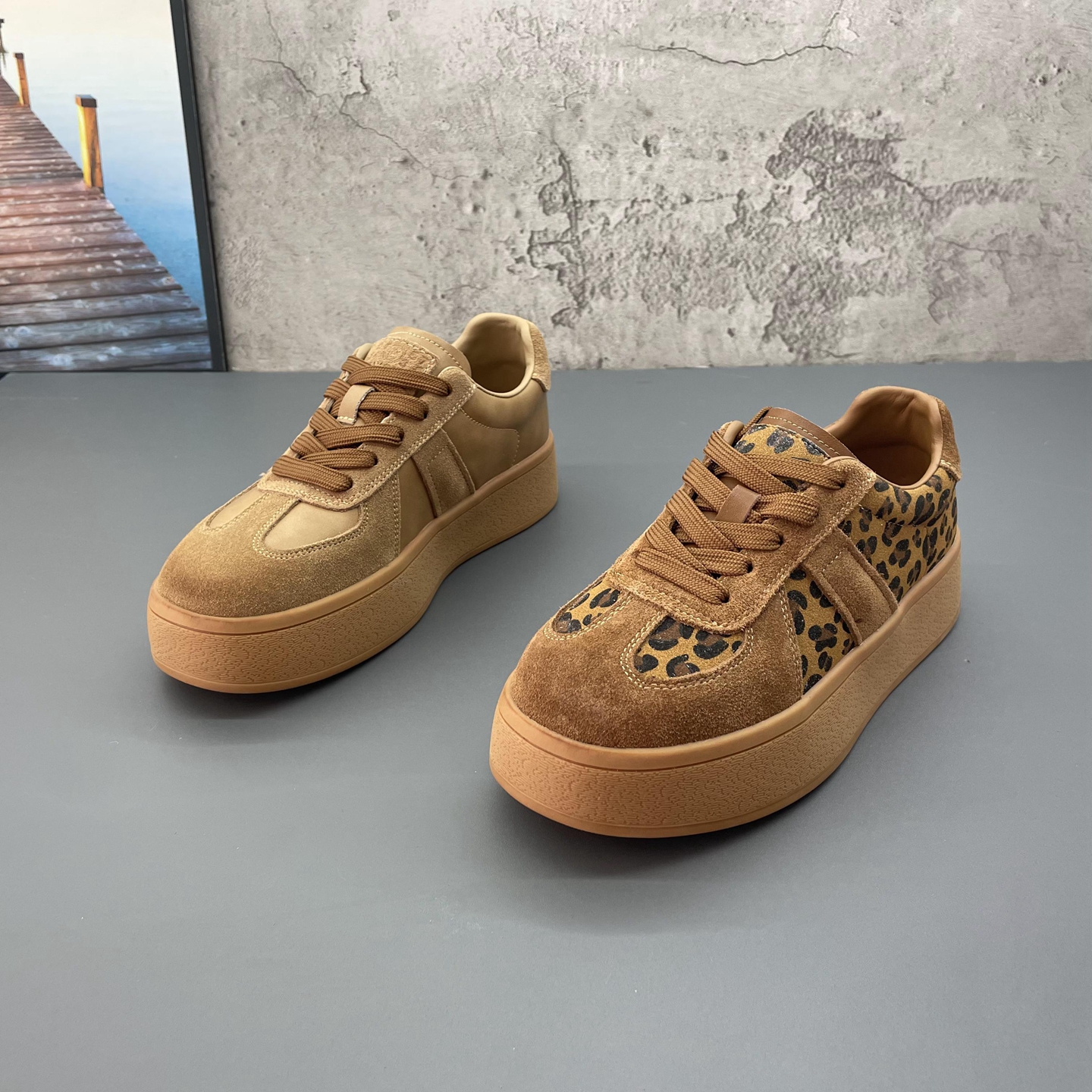 工厂撤柜处理2025秋季新款真皮学院风韩版平底深口低帮德训鞋女鞋