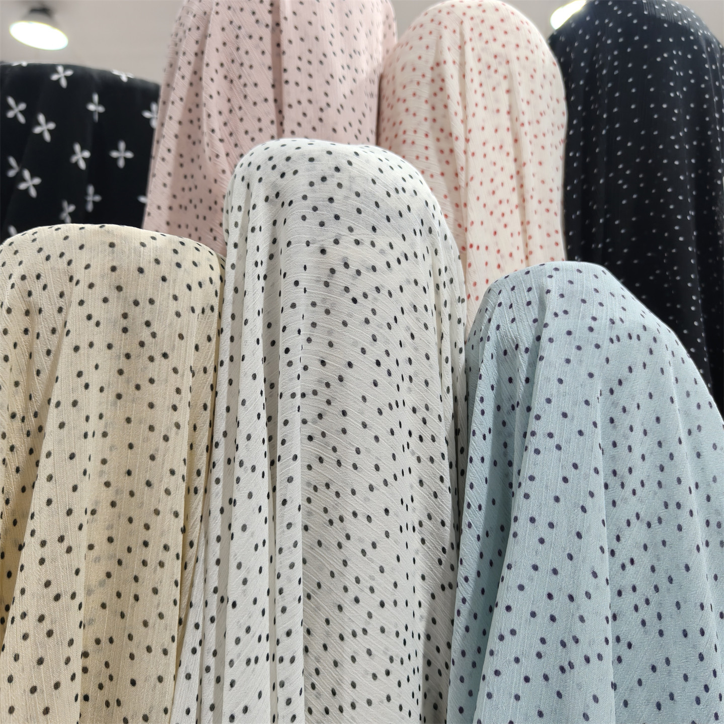 小圆点波点雪纺皱服装面料做夏女连衣裙衬衫大肠发圈饰品半透布料