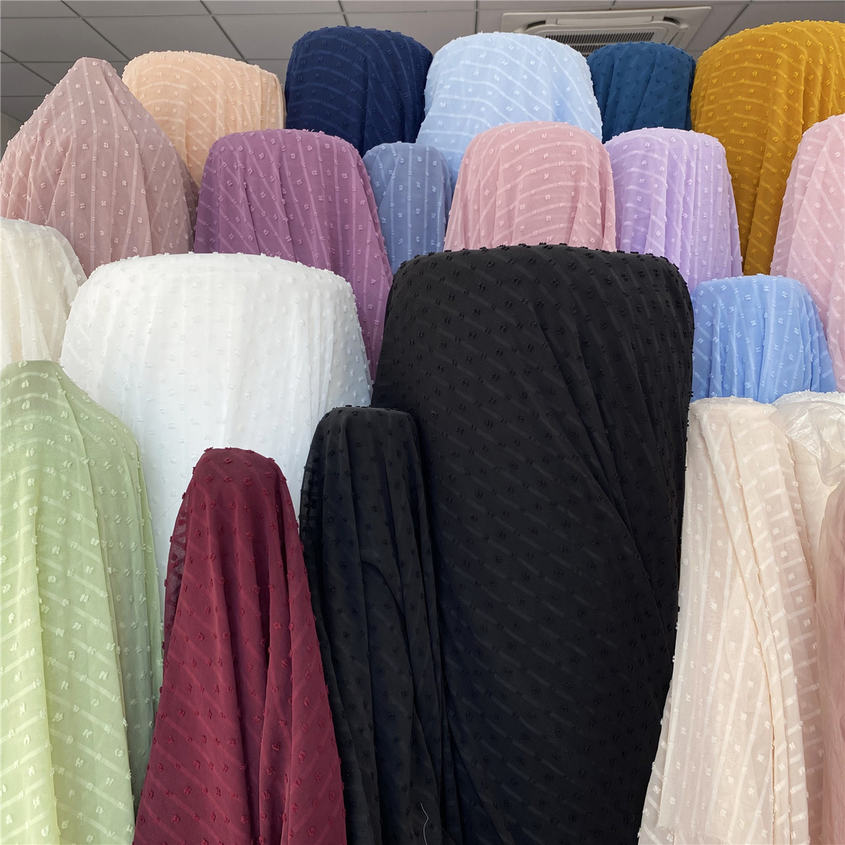 半透条子毛球提花薄款雪纺布料做衣服汉服连衣裙垂软春夏面料促销