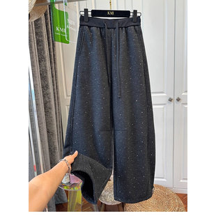 韩版重工烫钻拼接抽绳松紧腰卫裤女弯刀裤加绒加厚宽松2025秋冬款