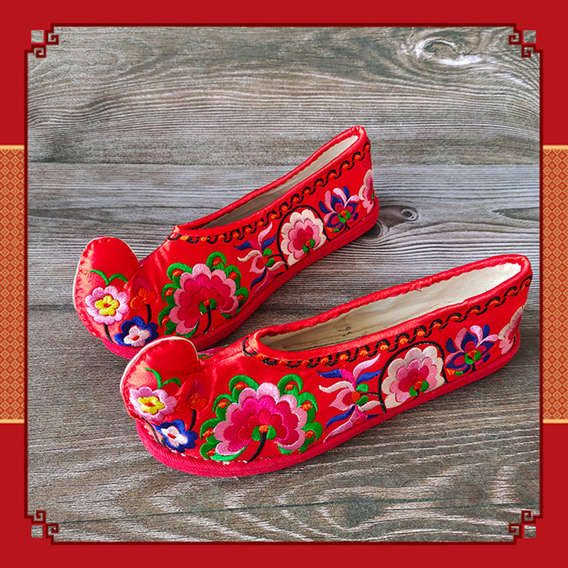 五朵金花原创云南绣花红色婚鞋秀禾新中式千层布底大翘头布鞋新款