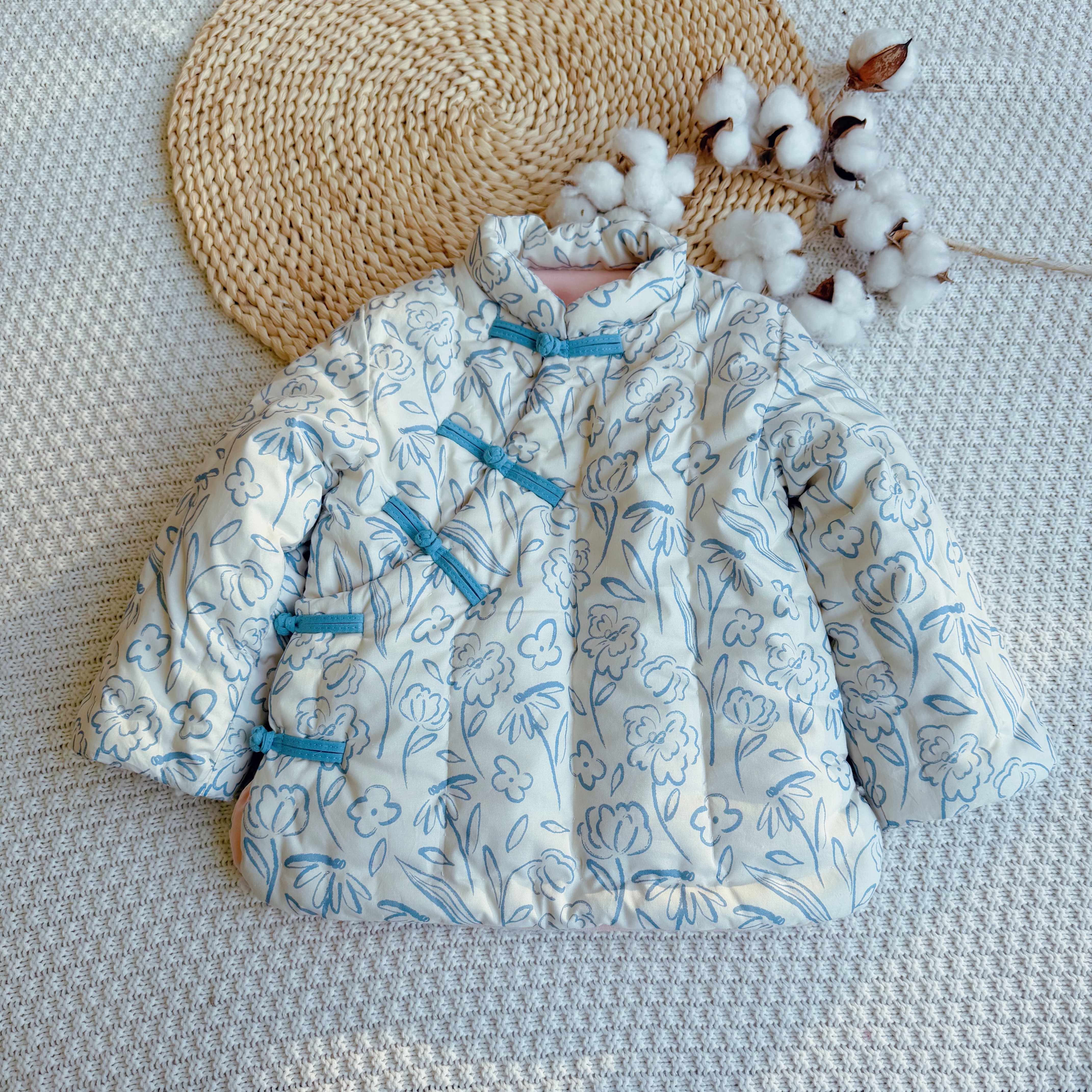 2025年冬季新品女童棉花手工棉衣复古盘扣上衣加厚国风棉袄棉服