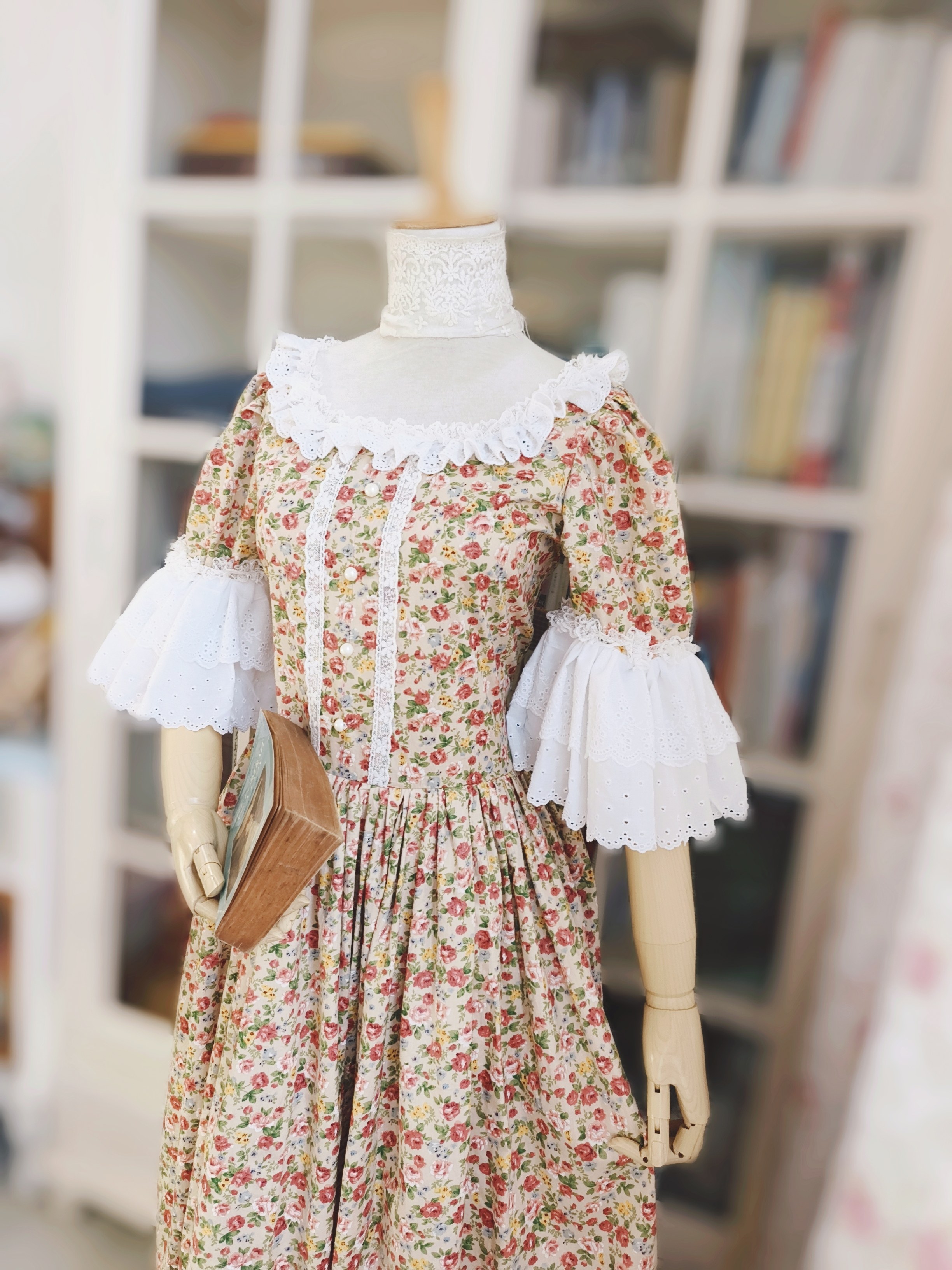 手作服复杂系全手工纯棉蕾丝舒适连衣裙