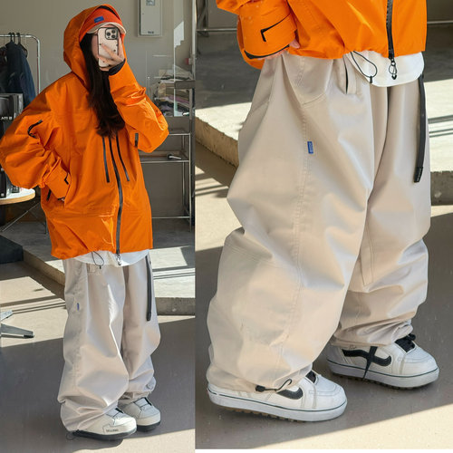 浅灰色滑雪裤防水防风耐磨