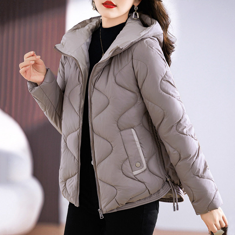 简约连帽轻薄棉衣女纯色短款外套棉衣/棉服