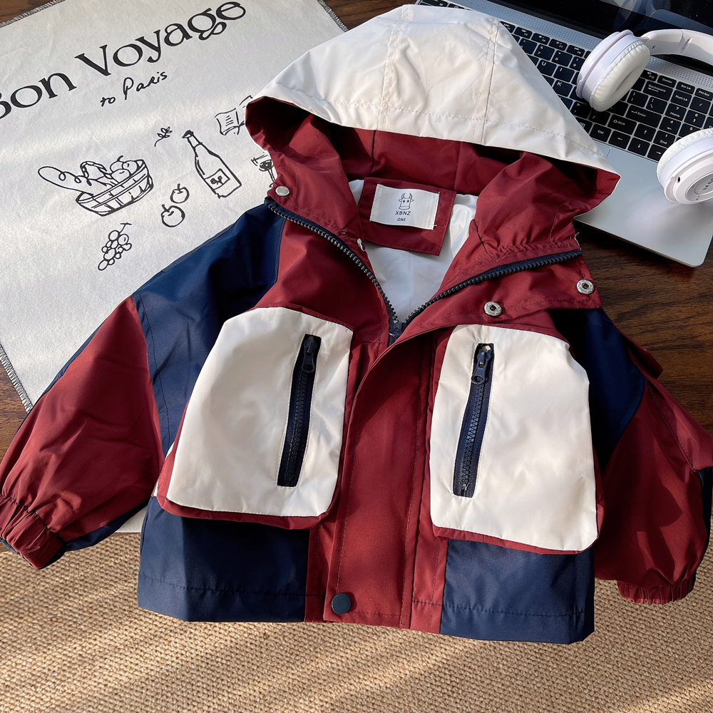 春秋男童冲锋衣外套洋气儿童上衣
