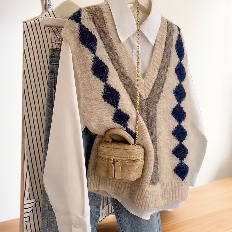 美拉德v领针织毛衣马甲背心女秋冬款外搭衬衫叠穿羊绒衫毛线马夹