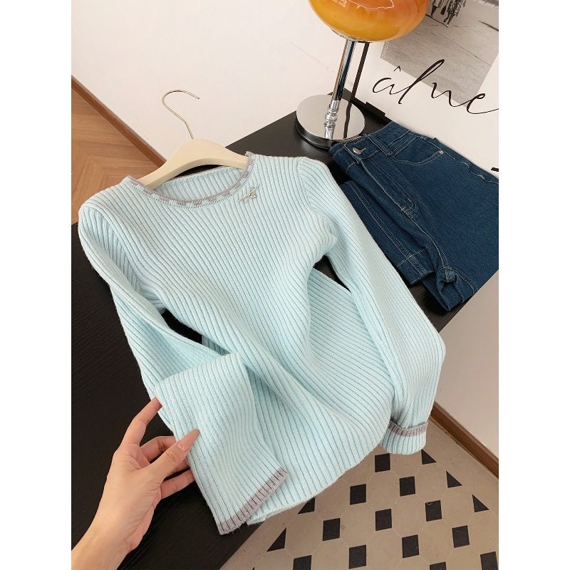 高级感温柔风撞色圆领针织衫毛衣女秋冬外穿短款修身显瘦套头上衣