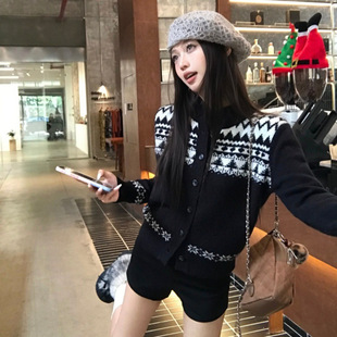 黑色费尔岛长袖毛衣女2025冬季新款时尚复古洋气设计感针织开衫潮