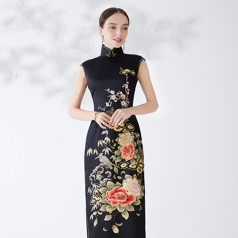 品尚华服时尚黑色真丝修身礼服裙重工手工刺绣盘金绣高贵长款旗袍