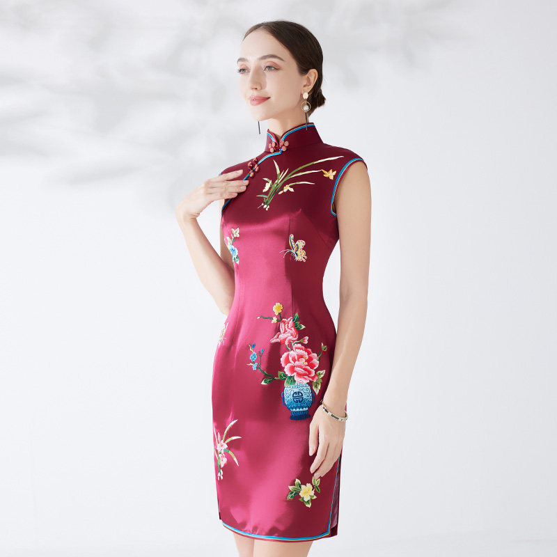 品尚华服复古晚会表演旗袍