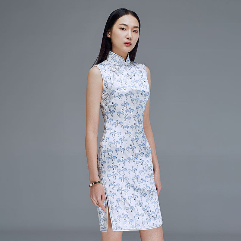 品尚复古风约会花色淑女短款旗袍
