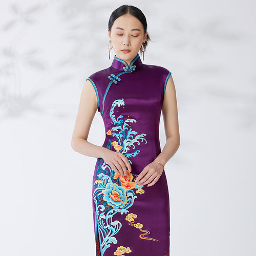 刺绣宴会真丝品尚华服名媛旗袍