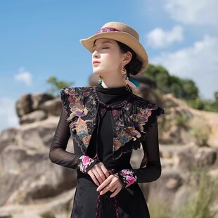 新中式重工刺绣披肩外搭女2024新款云南丽江旅游度假时尚云肩配饰