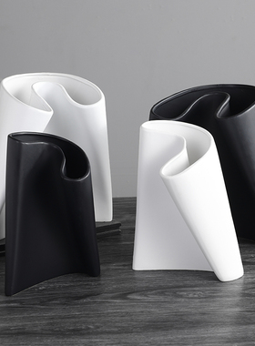 抽象化创意艺术弯曲异型陶瓷摆件