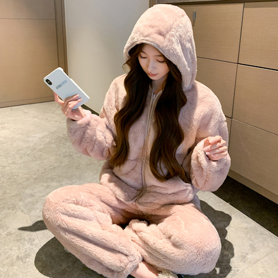 趣页连帽珊瑚绒长袖女秋冬季新款大码加绒加厚可外穿睡衣家居服