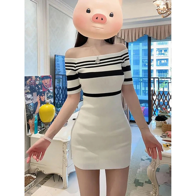 御姐风连衣裙女2026夏季新款条纹修身掐腰显身材洋气时尚包臀短裙