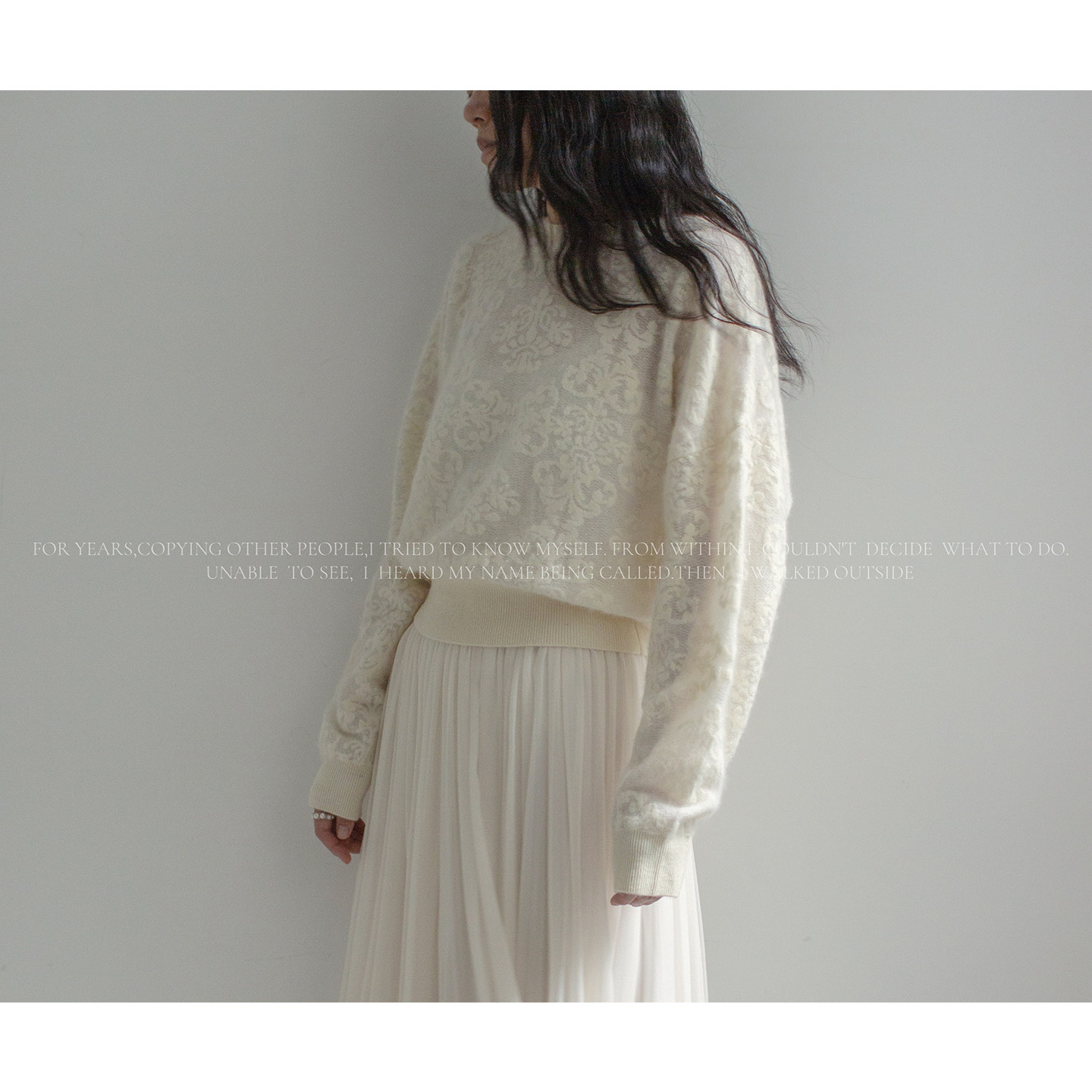 原隐新款看好春秋羊毛温柔慵懒白圆领毛衣女装宽松针织衫内搭上衣,女装/女士精品,毛衣,淘宝优惠券,粉丝福利购,淘宝优惠卷